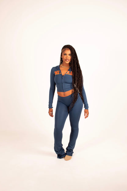 LOW RISE NAVY VARSITY SET