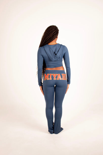LOW RISE NAVY VARSITY SET